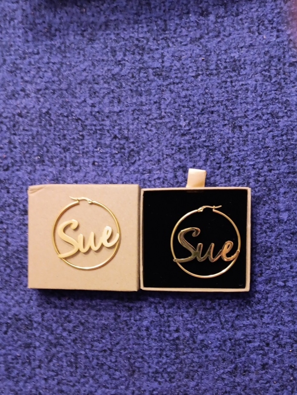 Personalized 'Sue' Gold Hoop Name Earrings - Elegant Script Design